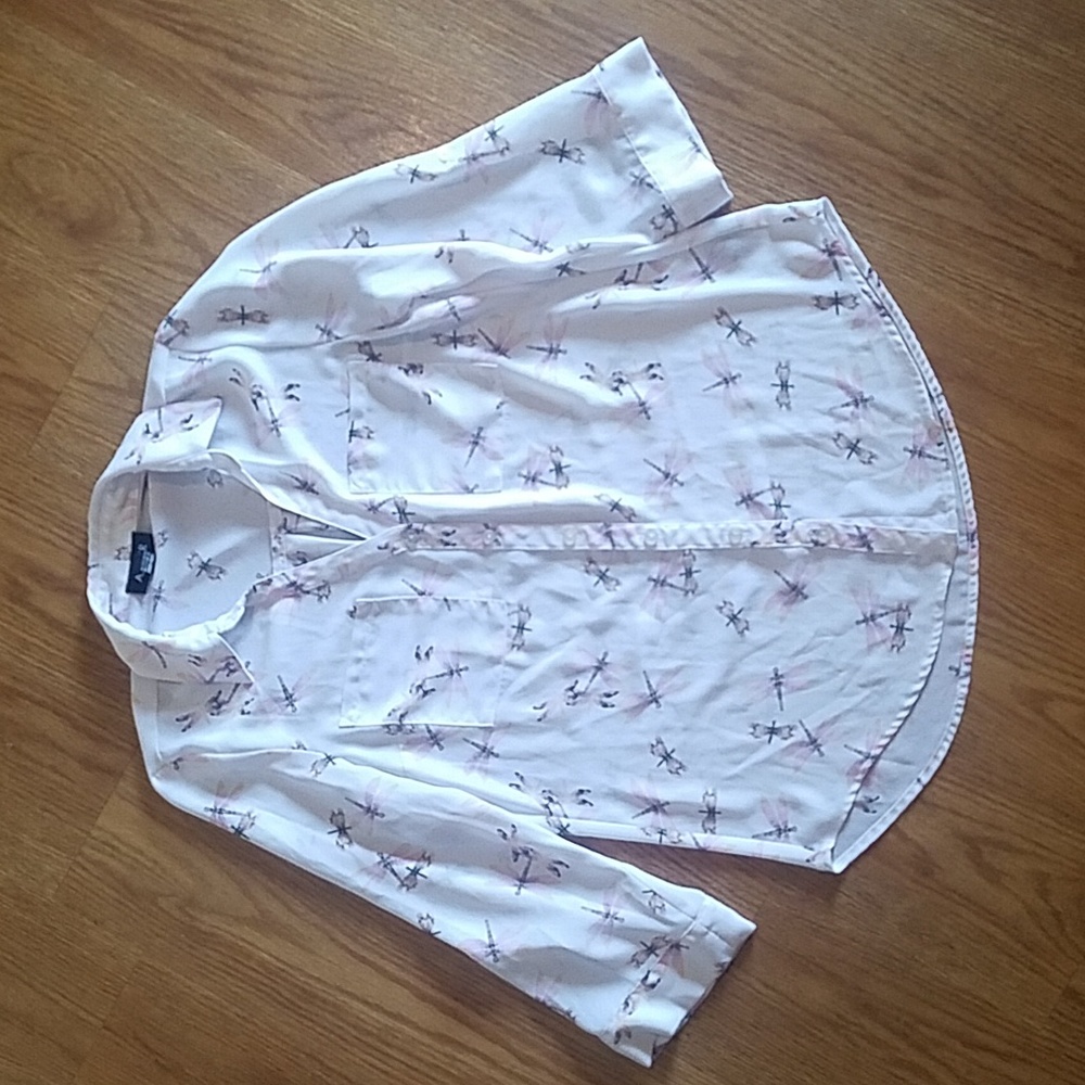 Sheer dragonfly top